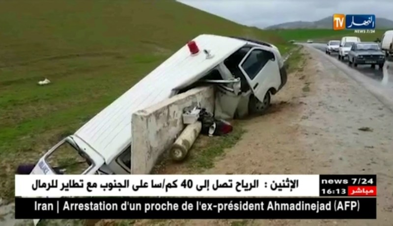 تيسمسيلت: 3 جرحى في حادث إنقلاب سيارة إسعاف