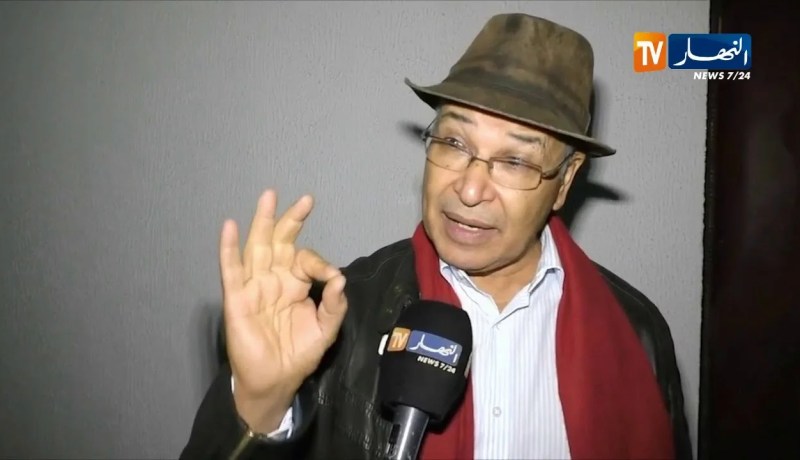 الأكاديمي محمد الأمين بحري يفتك الجائزة الدولية مصطفى كاتب في طبعتها الأولى