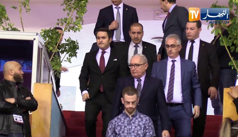 الفاف تمنح مسودة تعديل النظام الأساسي للوزارة