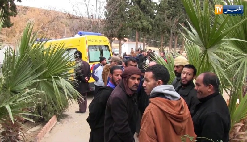 سعيدة/ حشد كبير للمواطنين أمام مصلحة حفظ الجثث لنقل ضحاياهم