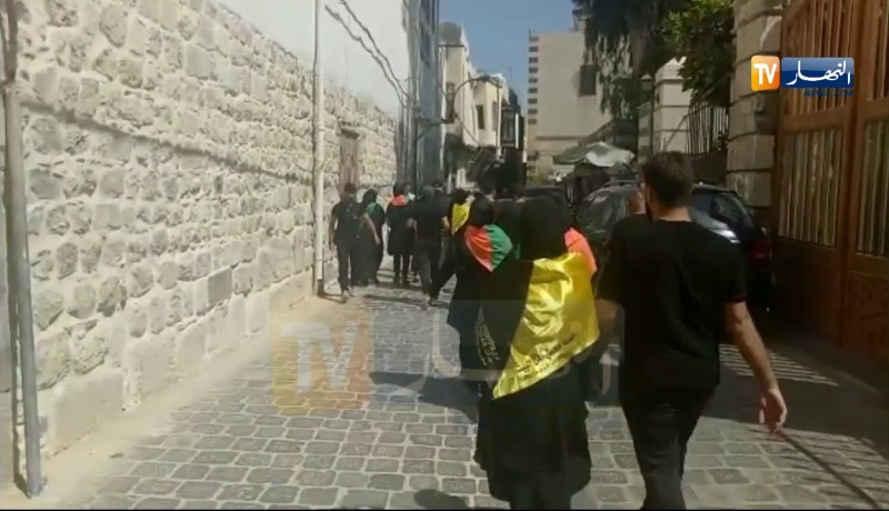 سوريا: إحياء الطائفة الشيعية ليوم عاشوراء بمقام السيدة رقية في دمشق