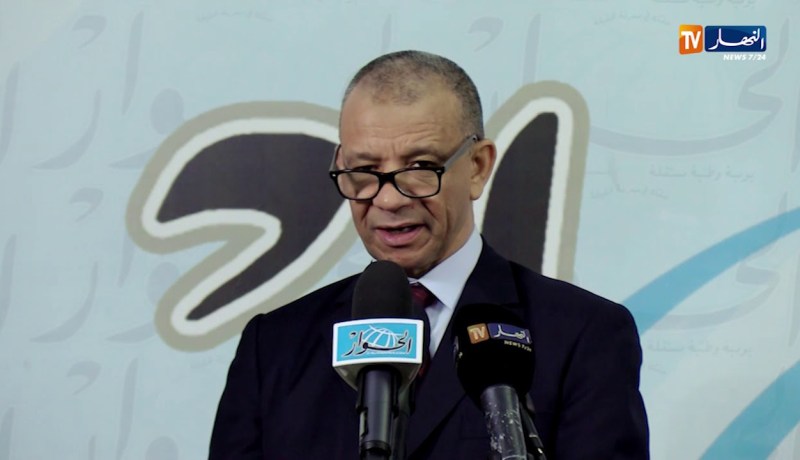 سياسة: أحزاب تغير مواقفها وأخرى تلتزم الصمت عقب تصريحات رئيس أركان الجيش
