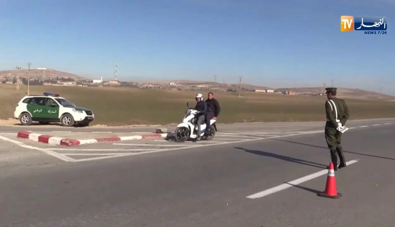 حملة تحسيسية حول أهمية الخوذة لسائقي الدراجات النارية بميلة وبرج بوعريريج