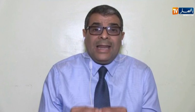 الدبلوماسية الجزائرية تتبنى القضية الليبية..إجتماعات ومشاورات تهدف إلى الحل السلمي بليبيا