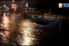 دقائق من الأمطار تغرق احياء وشوارع جيجل