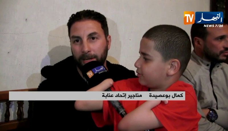 لاعبو إتحاد عنابة يقومون بزيارة إنسانية للطفل “هاشم” من ذوي الإحتياجات الخاصة