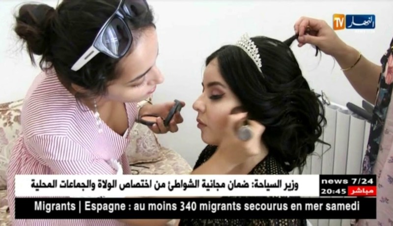 مجتمع: “الماشطة”..مهنة  تكتسح الأعراس الجزائرية