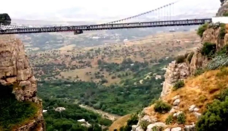 انتحار أربعيني من أعلى جسر بقسنطينة