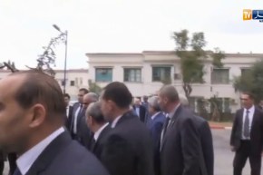 الوزير الأول يشرف على تدشين مركز لإيواء حالات المشتبه إصابتها بـ “كورونا”