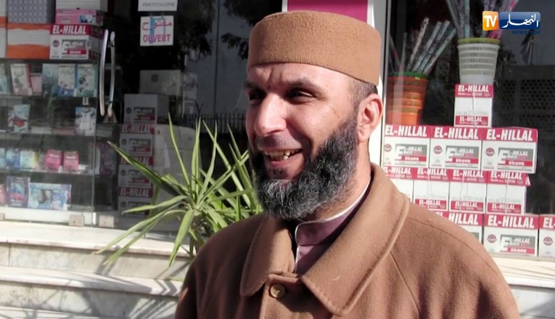 مجتمع: مجهولون يخربون روسومات فنية على الجدران بالكاليتوس