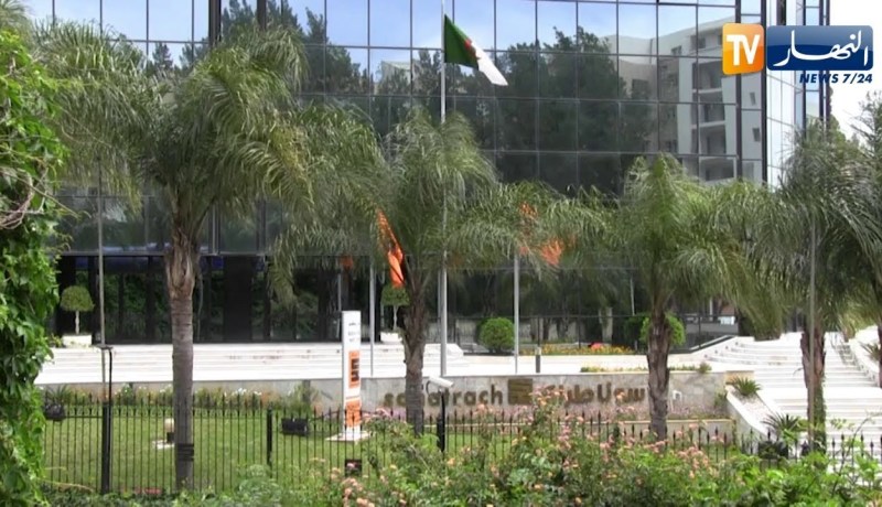 سوناطراك تقرر تدعيم المكتب المسير للمولودية بلاعبين سابقين