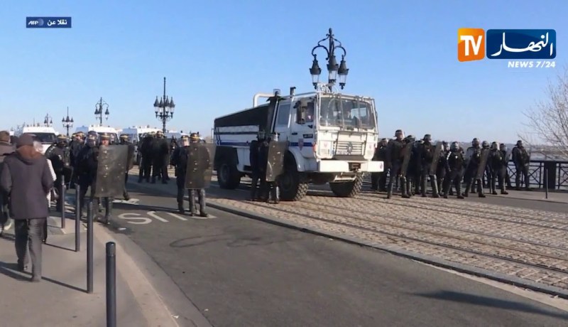 فرنسا: تواصل إحتجاجات السترات الصفراء للأسبوع ال 12 على التوالي