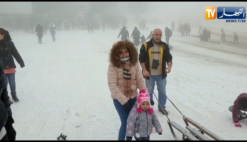 إستمرار توافد العائلات على الشريعة لليوم الخامس على التوالي بالبليدة