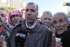 غليزان: عشرات المتقاعدين يحتجون لتأخر صب معاشاتهم