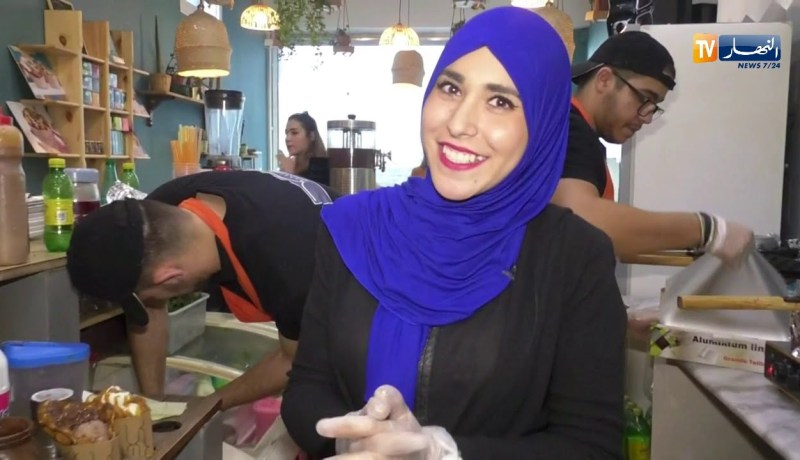 طلة الصباح/ العاصمة..محل للمرطبات العصرية يقدم ألذ الوجبات السريعة