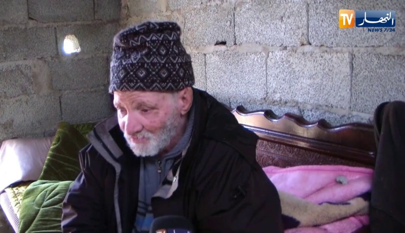 سكيكدة: شيخ يعيش التشرد..حلمه سرير في دار المسنين