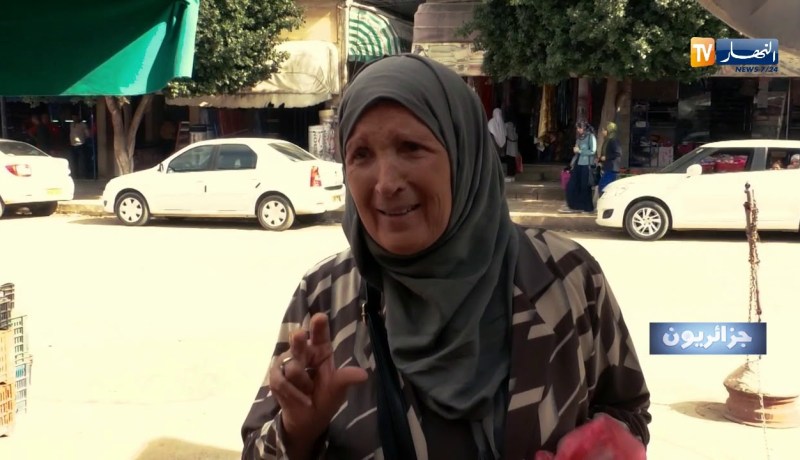 جزائريون:  طبق الملوخية.. سيد الموائد بالشرق الجزائري