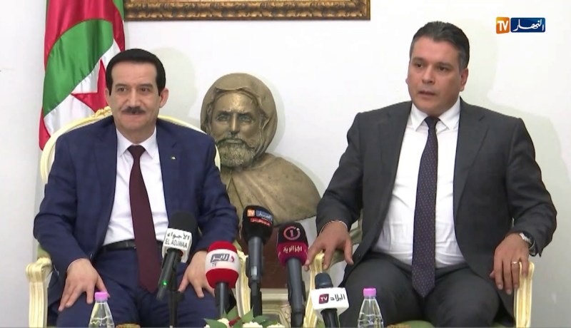 بوشارب: الافلان لن تخرج إلا مترشحين ذوي كفاءة ونزهاء.. وعمار سعداني موجود في الاجندة