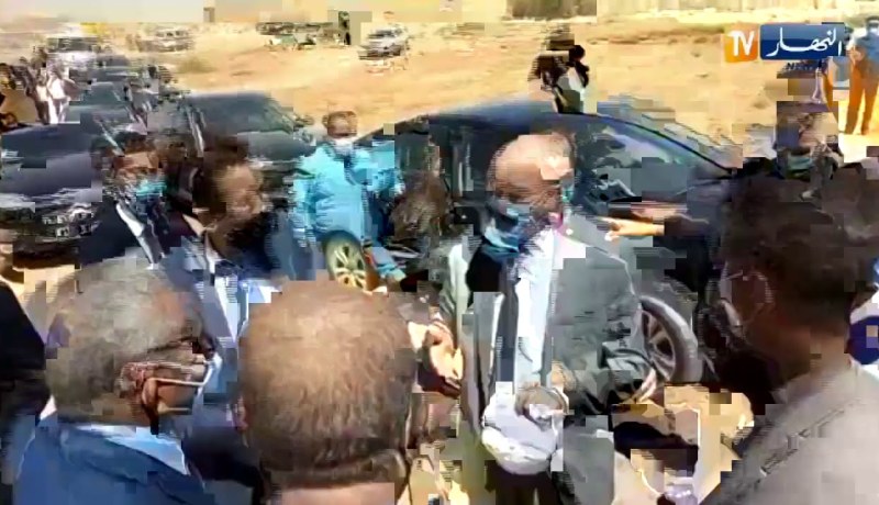 وفد وزاري هام يحل بالوادي للوقوف على آثار التسرب البترولي