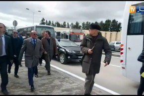 ماراطون للمشي … زوخ يمشي 7 كيلومتر على الاقدام خلال زيارة تفقدية بالعاصمة