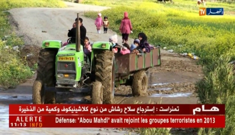 تيسمسيلت: “جرار زراعي” في مهمة لشق الوادي بدوار شوشاوي !