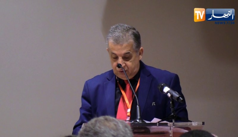 زوبير جوابري: طاقة إنتاج الكهرباء بالجزائر تقدر بـ 21 ألف ميجاوات.. وسترتفع في 2022