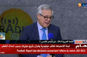 صديق شهاب :  القمم العربية فشلت في جمع العرب على موقف واحد