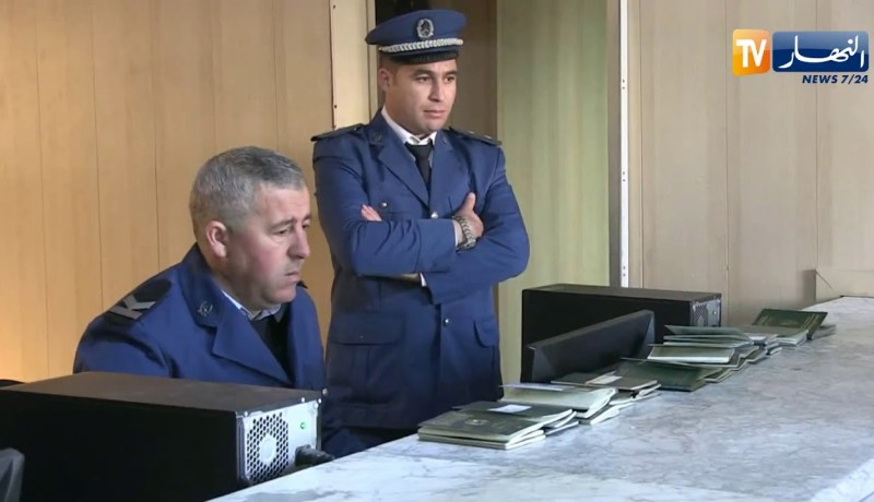 الوادي: توافد كبير للمسافرين بالمعبر الحدودي الطالب العربي