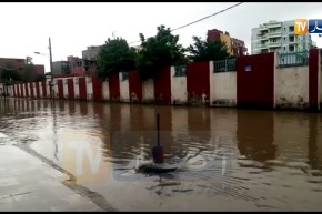 الأمطار و الأوحال تغرق ولاية جيجل و تحول أحياءها الى بحيرات