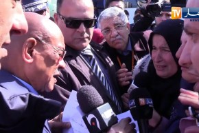 والي العاصمة يستمع لإنشغالات المواطنين المطالبين بالسكن