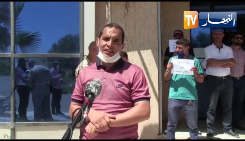 موظفوا مديرية التشغيل لولاية عين تموشنت يطالبون برحيل المدير والمدير الولائي يرد