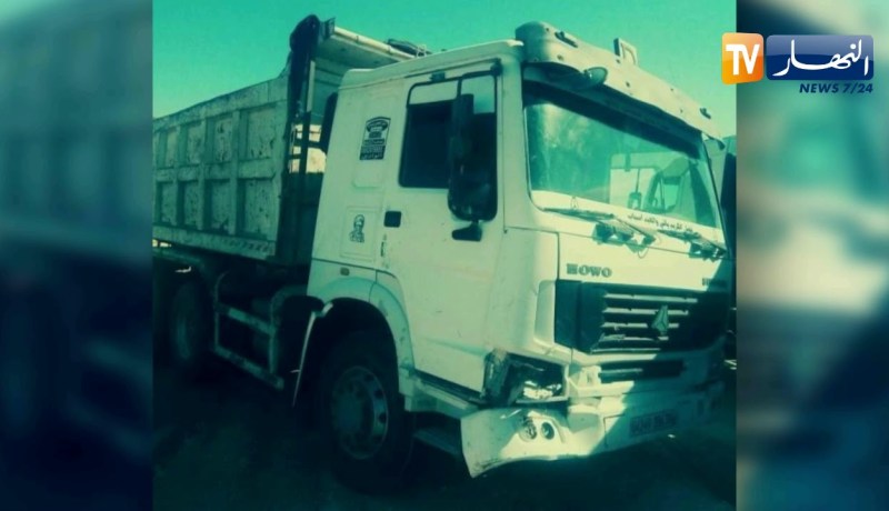 الوادي: شاحنة تدهس عربة وتقتل شخصين بالطريق الوطني رقم 48