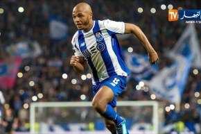 نادي بورتو يقرر الإحتفاظ ببراهيمي إلى نهاية الموسم