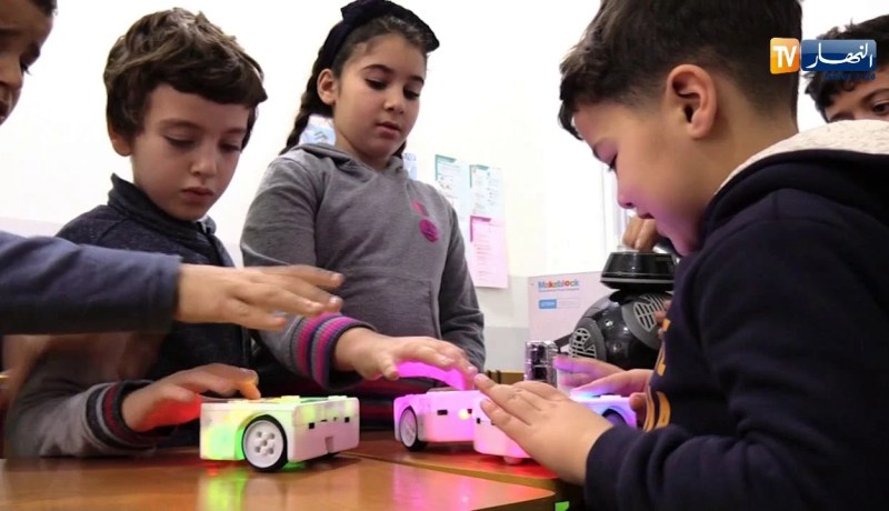 مجتمع: التحكم في تقنيات البرمجة.. أطفال في دورات تدريبية خاصة