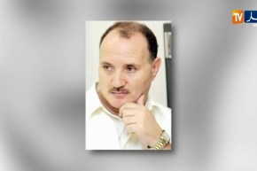 وفاة الشاعر والإعلامي “عياش يحياوي”