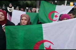 الأطباء المقيمين يفتتحون إضرابهم بالنشيد الوطني بمستشفى مصطفى باشا