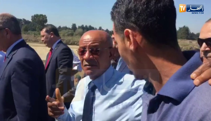 مواطن يشتكي لزوخ” أعطيلنا سكنة ..قتلتنا ريحة الغاز “