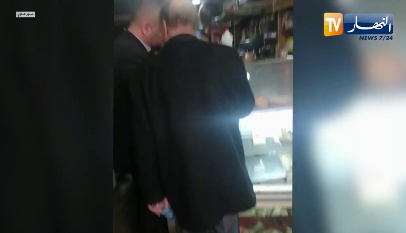 إنتخابات مجلس الأمة.. زردات.. حجز للمقاهي.. هاتف نقال وتلفزيون للتصويت