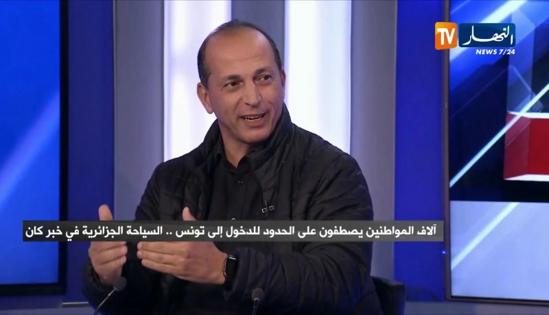 نقاش على المباشر: آلاف المواطنين يصطافون على الحدود للدخول إلى تونس..السياحة الجزائرية في خبر كان