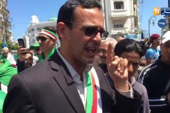 “مير” من تيزي وزو يشارك في مسيرة الجمعة العاشرة وهذه رسالته إلى رؤساء البلديات