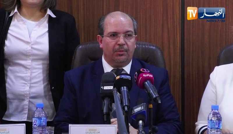 محمد عيسى: تسليم مسجد الجزائر الأعظم سيكون نهاية شهر ديسمبر القادم والرئيس سيحدد تارخ تدشينه