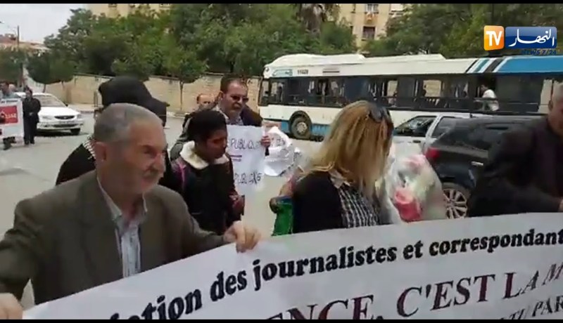 صحافة “تيزي وزو” تحيي يومها العالمي وتترحم على أرواح شهداء المهنة
