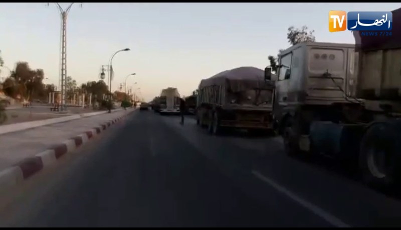 سكان الولاية المنتدبة بالمغير يحتجون ويطالبون بازدواجية الطريق الوطني رقم 03