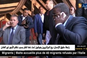 وزير السياحة يصنع الحدث في الصالون الدولي للسياحة والأسفار