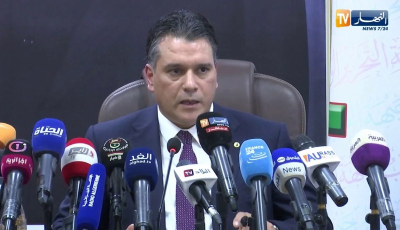معاذ بوشارب: عندما يتعلق الأمر بإستقرار الجزائر الجيش سيضرب بيد من حديد