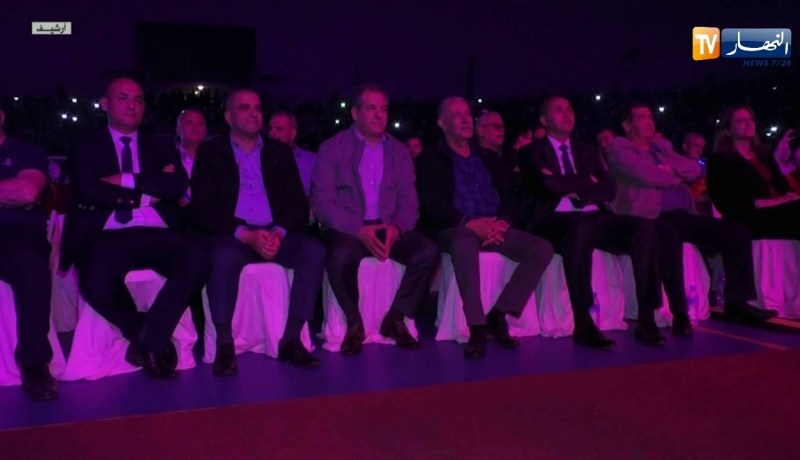 فن: الفنان آيت منقلات سيحيي حفلا فنيا في الفاتح من فيفري المقبل