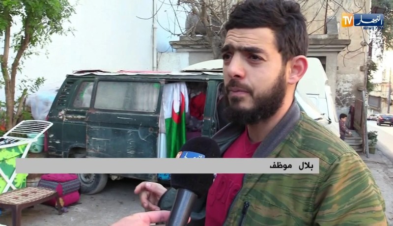 مجتمع: عائلة تقطن مرحاض عموميا وأخرى تقيم بوسيلة نقل