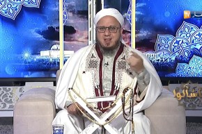 فاسألوا: حلفت أن لا أدخل دار عمي ثم ندمت وحنث فكيف تكون الكفارة؟