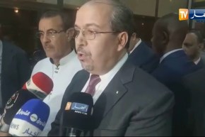 محمد عيسى: رحمة الله نزلت على قلوب الجزائريين في الشهر الفضيل