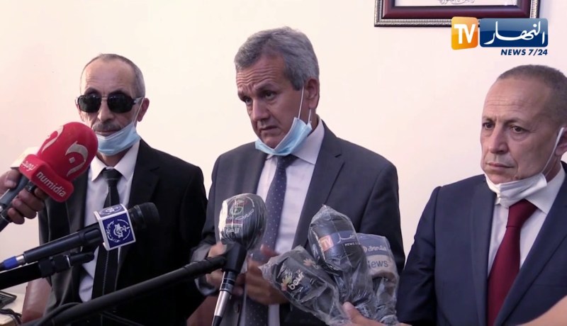 وزير الصحة: العلاج سيكون في المنزل بالنسبة للمرضى الذين لايعانون من الأعراض أو الأمراض المزمنة